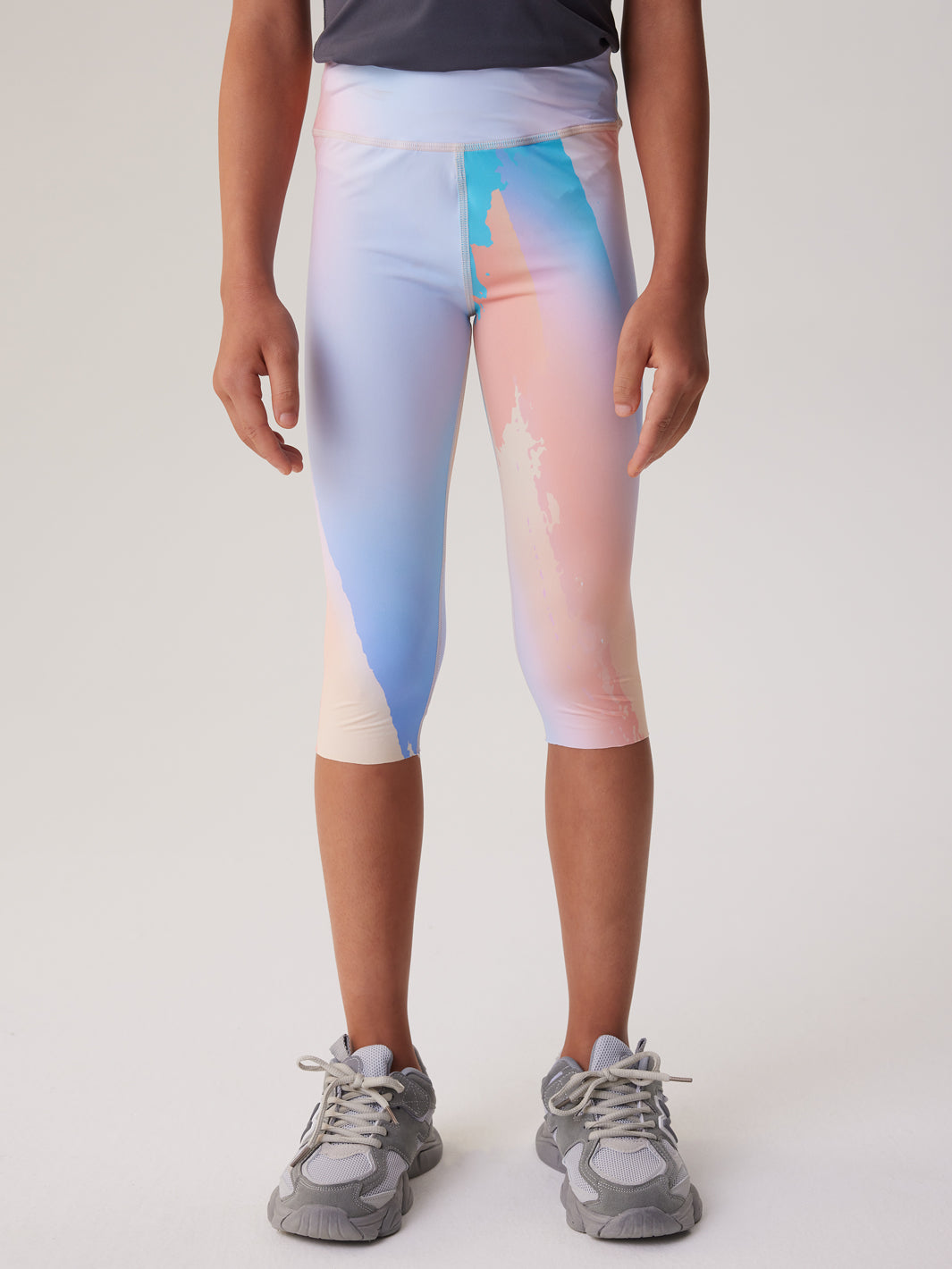 Capris hasta la rodilla con estampado ventoso